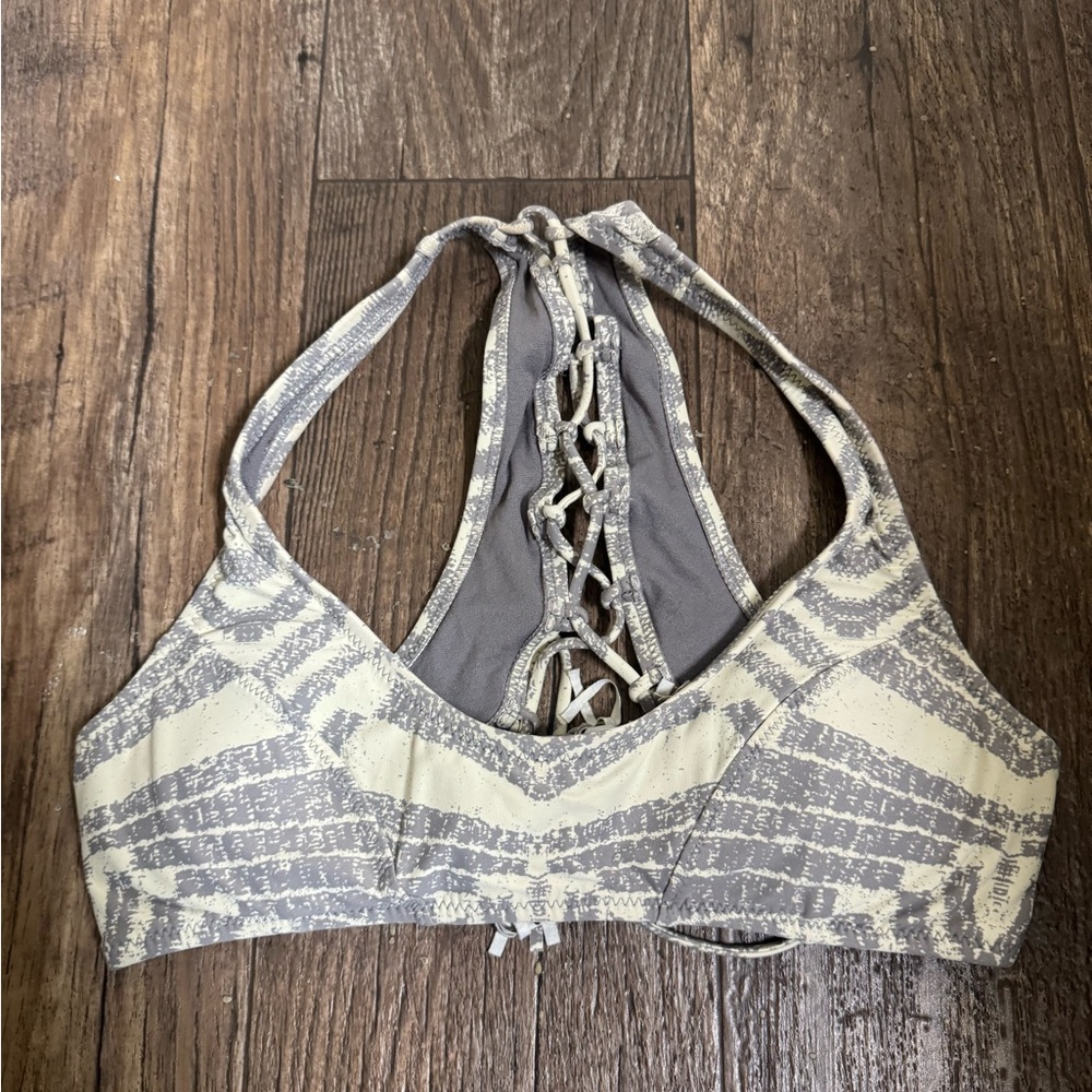 Rip Curl bralette bikini top. Racerback. Sz sm/med. adjustable. Gray / cream